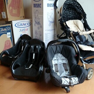 【中古珍品】≪4点セット≫　GRACO(グレコ)MOSAIC(モザイク)JUNIOR(ジュニア)　トラベルシステム・ベビーカーの画像