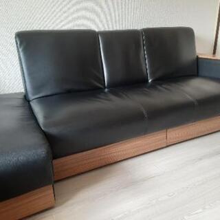 フルフラット/ミニテーブル付ソファ【引き取り可能な方限定】