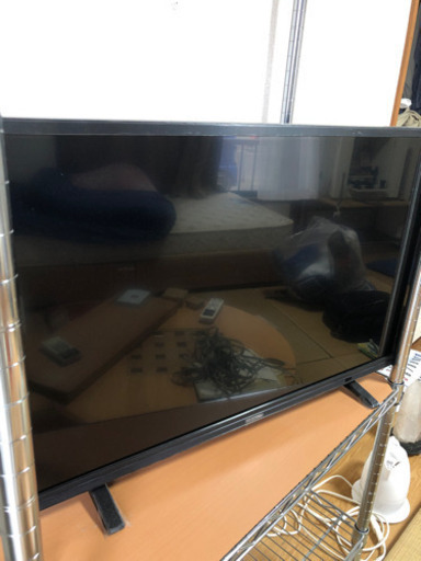 アイリスオオヤマの32型テレビ