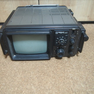 お引き取り予定者様決定【ジャンク】ナショナル　昭和の携帯白黒テレ...