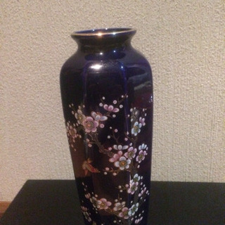 花瓶いろいろ①② 　<引き取り限定>の画像