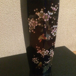 花瓶いろいろ①② 　<引き取り限定>の画像