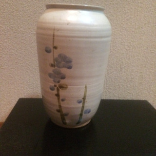 花瓶いろいろ③④ 　<引き取り限定>の画像