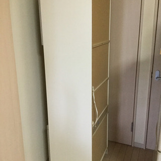 食器棚　(引取り希望。大阪市内なら配達も可能)の画像