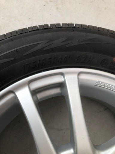 ほぼタイヤ新品　175/65R14インチ4本セット