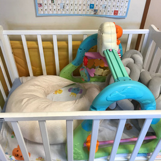 カトージ　ミニベビーベッド、おまけありの画像