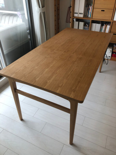 unico ダイニングテーブル　SIGNE