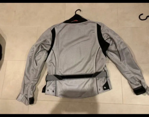 特価！ライダースジャケット レディースM クシタニKUSHITANI シルバー