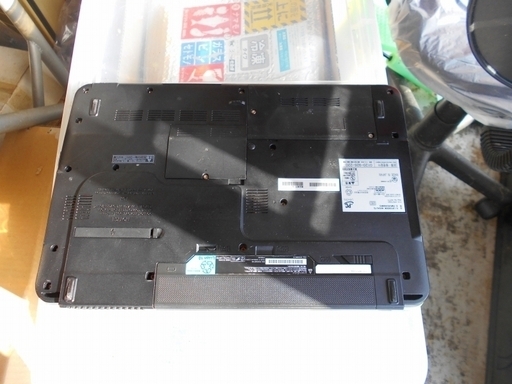 Fujitsu lifebook AH54/E Core i5　ライムグリーン　③