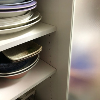 レンジ台兼食器棚の画像