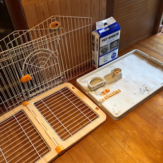 ペットゲージ　犬小屋　ペットシート　エサ容器