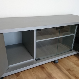 【テレビ台】キャスター付き　グレーの画像