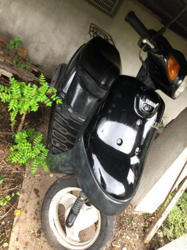 原付バイク　アプリオ　黒色
