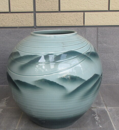 ★［直接受け取り価格］現金手渡しー単品：2000円、まとめ買い：3500円★大き目の花瓶 2種★お店・事務所・旅館のインテリアに