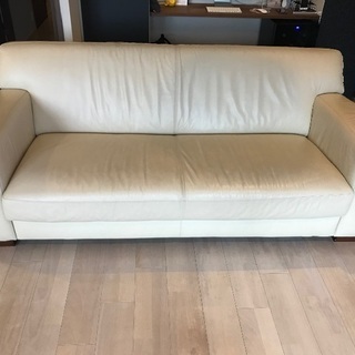 コストコ購入 白本革 ソファ 定価約10万円