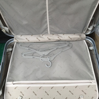 大きめ スーツケースの画像