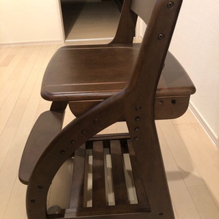 子供の椅子の画像