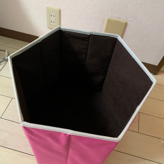 ピンク スツール 折りたたみ可能の画像