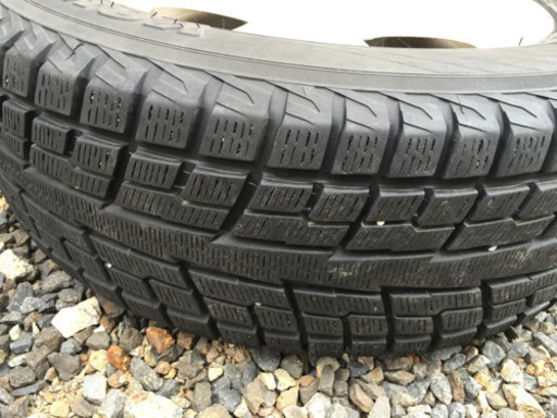スタッドレスタイヤ