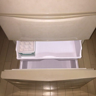 【購入者決定】野菜室付3ドア冷蔵庫(215L)の画像