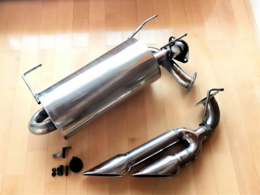 ハイエース　200系　トムス　バレル　マフラー