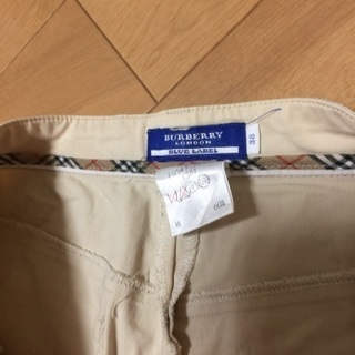 大セール中！Burberry Blue labelパンツ
