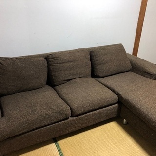 無料！3人がけ中古ソファ！水曜日までに練馬区取りに来てもらえる方の画像