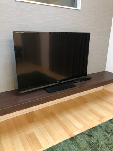 AQUOS ６０インチ　テレビ