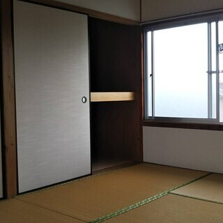 家賃¥32,000円！！　駅南から徒歩１０分の富安で２Ｋ（フローリング6畳＋畳部屋の６畳）+戸別のシャワー室の二階建です！（女性限定）※田んぼの側の静かな場所です！ - 不動産