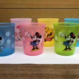 🌟値下げ🌟【未使用】ディズニーキャラクターグラス４個(箱付)の画像