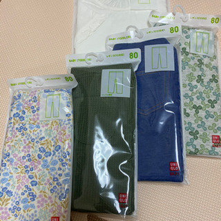 【未開封新品】ユニクロ80レギンス4枚、80ティシャツ1枚