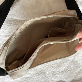 無印良品。斜めがけカバンの画像