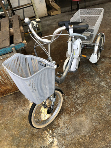 再値下げ　ブリジストン　アシスタワゴン　三輪　電動アシスト自転車