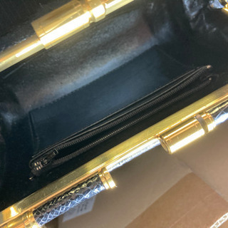 美品　ほぼ未使用　クロコダイル風バッグの画像