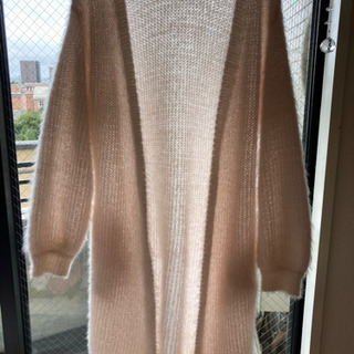 ニットのロングカーディガン