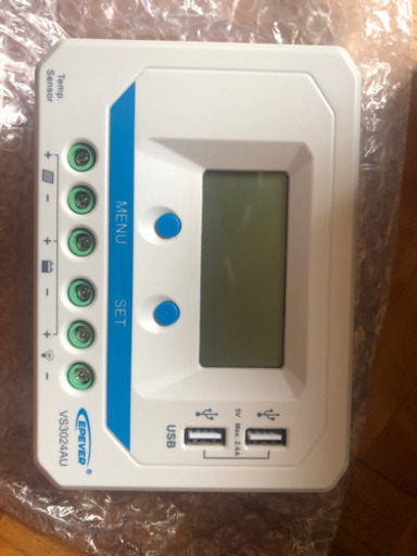 インバーター 12V 2000W, 充電コントローラ.