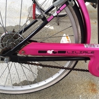 女の子用自転車の画像
