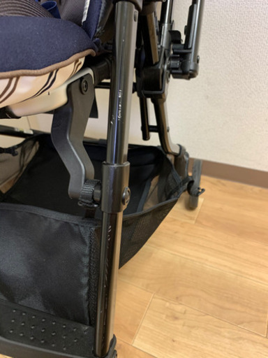 コンビ ベビーカー スゴカル 4キャス ネイビー 美中古品 Ａ型