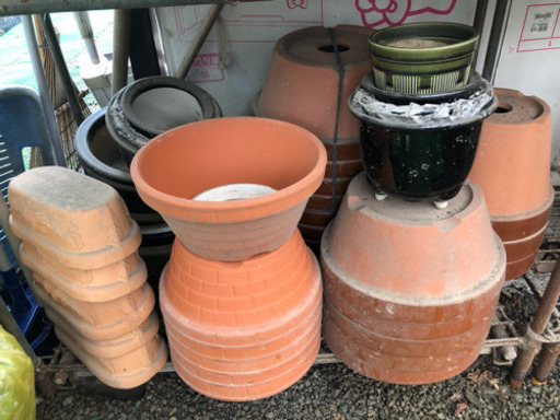 植木鉢類いろいろ店舗未使用品お得です。