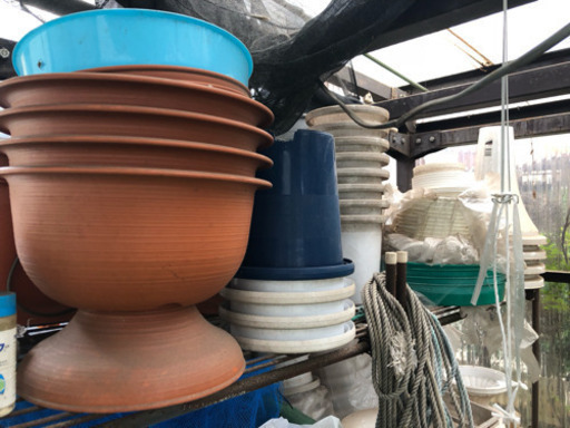 植木鉢類いろいろ店舗未使用品お得です。