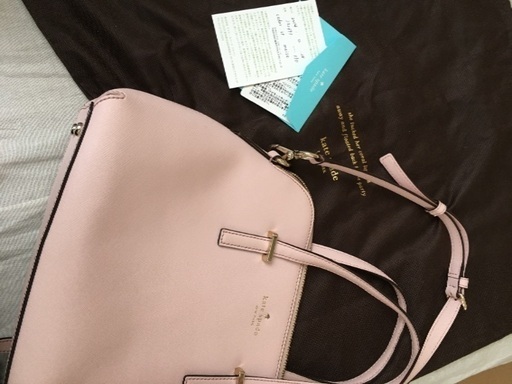 【美品、値下げしました】ケイトスペード　保証書.保存バック付