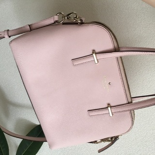 【美品、値下げしました】ケイトスペード　保証書.保存バック付の画像