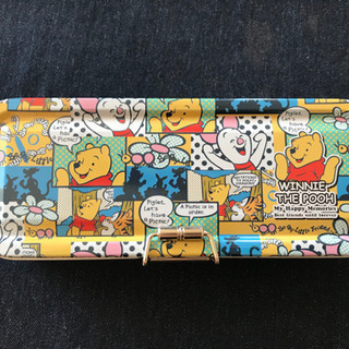 新品未使用☆2段ディズニープーさん缶ペンケース