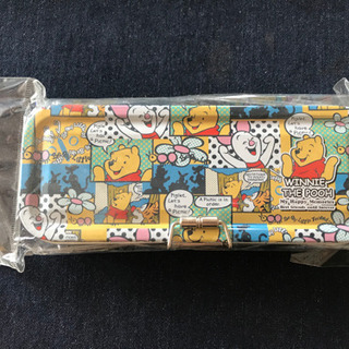 新品未使用☆2段ディズニープーさん缶ペンケースの画像