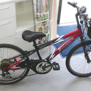訳あり 22インチ 自転車 6段切替 カギ付き ライト 赤×黒 ジュニアサイクル 