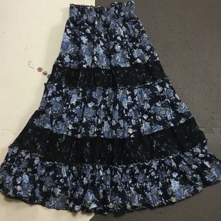 ロングスカート　黒　レース