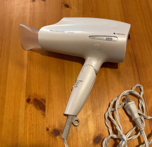 ドライヤー　(Panasonic製)