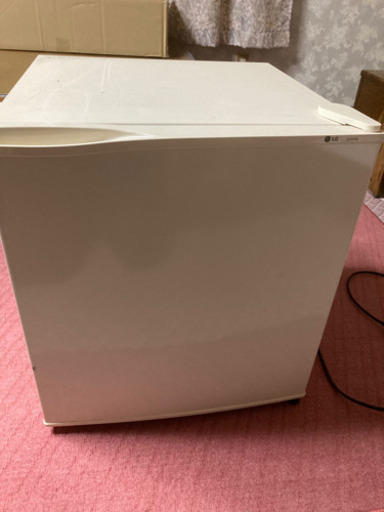 小型冷蔵庫　LG電子　2002年製