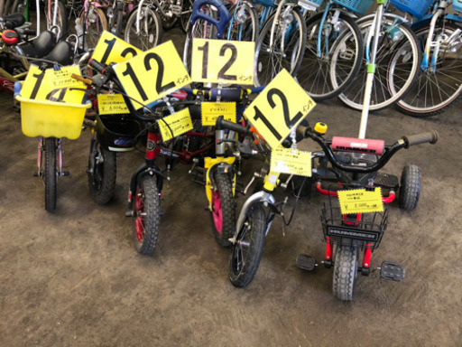 幼児車　12インチ　トーマス補助輪付　6,600円（税込）