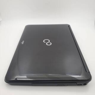 富士通 Corei7 メモリ8GB SSD256GB ノートパソコン